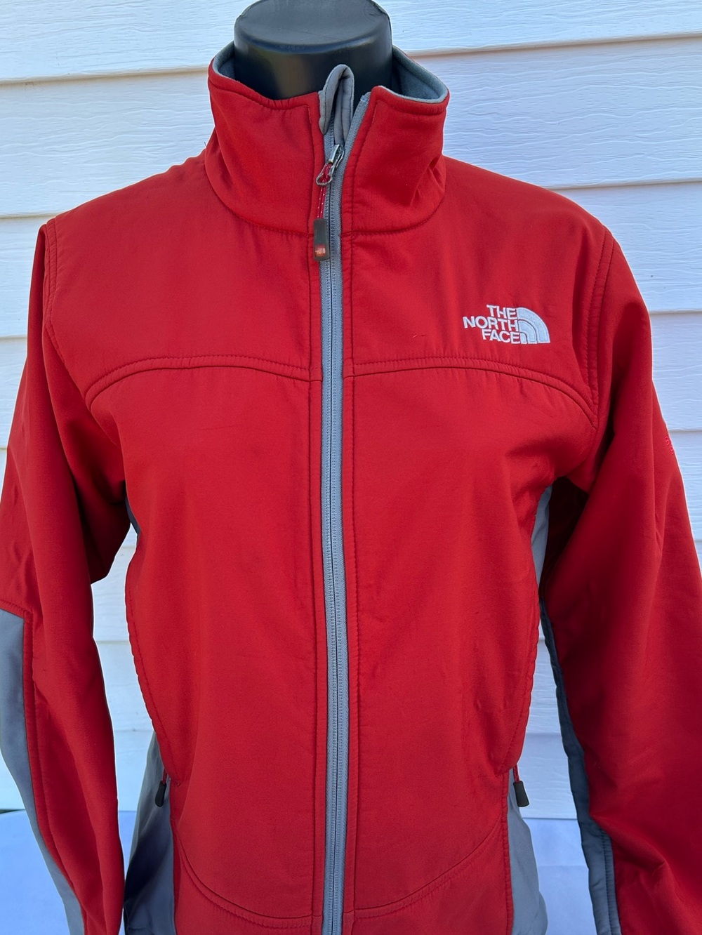 THE NORTH FACE womens large Summit series windstopper jacket